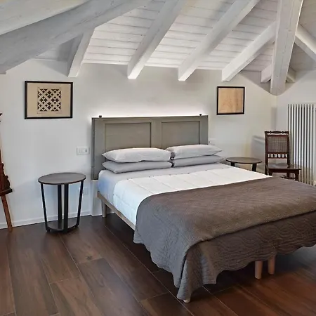 Zadris 1922 & Lägenhet *