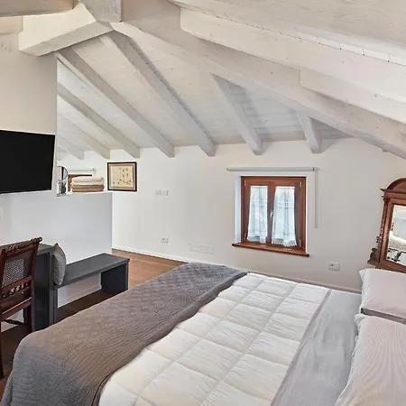 Διαμέρισμα Zadris 1922 & *