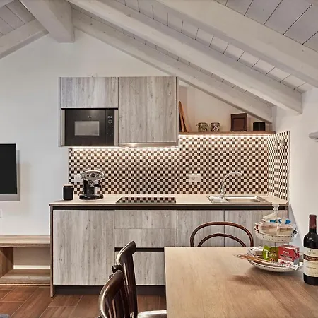 Zadris 1922 & Διαμέρισμα *